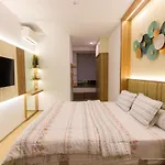 Calma 31 Apartment
